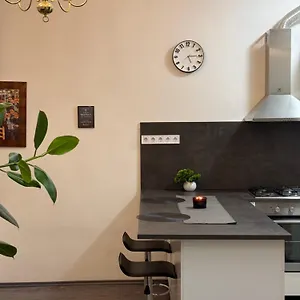 Bajvivostreet Apartman